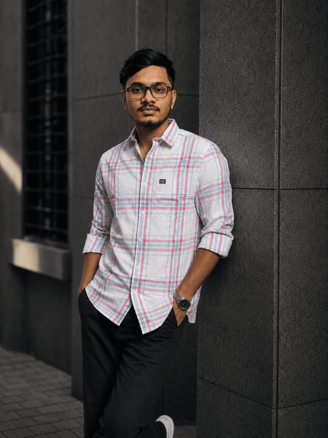 Modern Corporate Portrait AI Prompt for Men